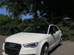 Weiß Gebraucht 2012 Audi A3 S-Line Kleinwagen | 12.000 € (Guter Preis)