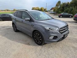 Grau Gebraucht 2019 Ford Kuga ST-Line SUV | 13.990 € (Fairer Preis)
