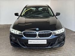 Schwarz Gebraucht 2022 BMW 320e Kombi | 24.789 € (Guter Preis)