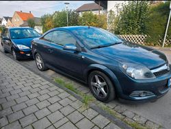 Blau Gebraucht 2008 Opel Astra Cabriolet Cabrio | 1.100 € (Fairer Preis)