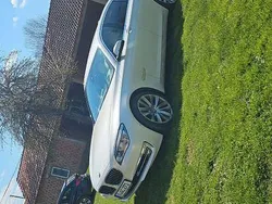 Weiß Gebraucht 2013 BMW 730L Limousine | 21.000 €