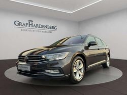 Grau Gebraucht 2022 VW Passat Business Kombi | 24.490 € (Guter Preis)