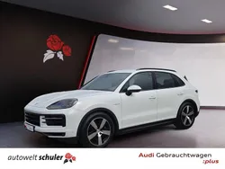 Weiß Gebraucht 2024 Porsche Cayenne SUV | 107.500 € (Superpreis)