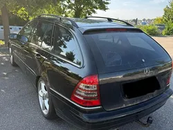 Schwarz Gebraucht 2003 Mercedes C320 Avantgarde Kombi | 1.649 € (Superpreis)
