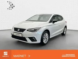 Weiß Gebraucht 2024 Seat Ibiza FR-Line Limousine | 20.890 € (Fairer Preis)
