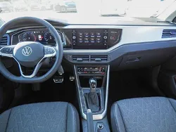 Schwarz Gebraucht 2024 VW Polo IQ Drive SUV | 28.149 € (Teuer)