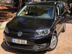 Schwarz Gebraucht 2013 VW Touran Life Van / Kleinbus | 6.500 € (Fairer Preis)