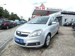 Silber Gebraucht 2007 Opel Zafira Catch Me Van / Kleinbus | 3.888 € (Etwas zu teuer)