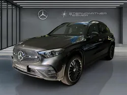 Grau Gebraucht 2024 Mercedes GLC300e AMG SUV | 63.880 € (Fairer Preis)