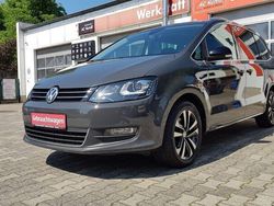 Grau Gebraucht 2019 VW Sharan IQ Drive Van / Kleinbus | 28.555 € (Fairer Preis)