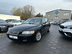 Schwarz Gebraucht 2005 Volvo V70 Momentum Kombi | 10.999 €