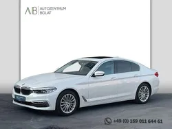 Weiß Gebraucht 2018 BMW 530 Luxury Line Limousine | 30.990 € (Fairer Preis)