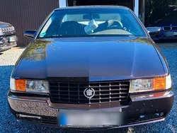 Violet Gebraucht 1992 Cadillac Seville STS Limousine | 5.600 €