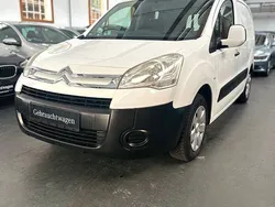 Weiß Gebraucht 2012 Citroën Berlingo Van / Kleinbus | 4.990 € (Guter Preis)