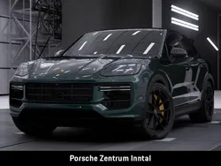 Grün Neu 2025 Porsche Cayenne Turbo E-Hybrid SUV | 270.765 €