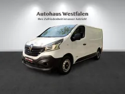 Weiß Gebraucht 2017 Renault Trafic Komfort Van | 9.990 € (Fairer Preis)