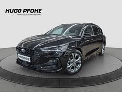 Agate black Gebraucht 2023 Ford Focus ST-Line Kombi | 29.900 €