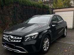 Schwarz Gebraucht 2018 Mercedes GLA200 SUV | 16.200 € (Fairer Preis)