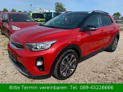 Rot Gebraucht 2018 Kia Stonic Platinum Edition SUV | 12.790 € (Fairer Preis)