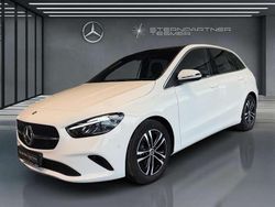 Weiß Gebraucht 2024 Mercedes 200 Progressive Limousine | 30.850 € (Fairer Preis)