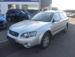 Brilliant silver (m) Gebraucht 2005 Subaru Outback SUV | 2.990 € (Fairer Preis)