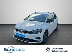 Weiß Gebraucht 2019 VW Golf Sportsvan IQ Drive Van / Kleinbus | 16.990 € (Fairer Preis)