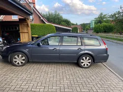 Blau Gebraucht 2006 Ford Mondeo Ghia Kombi | 850 € (Superpreis)