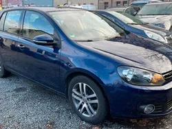 Blau Gebraucht 2010 VW Golf VI Trendline Limousine | 4.290 € (Guter Preis)