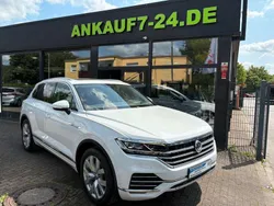 Pure white Gebraucht 2018 VW Touareg SUV | 36.900 € (Fairer Preis)