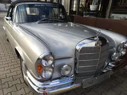 Mercedes W111