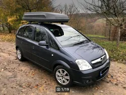Blau Gebraucht 2006 Opel Meriva Van / Kleinbus | 1.500 € (Teuer)