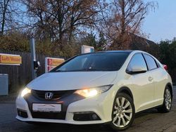 Weiß Gebraucht 2012 Honda Civic Executive Limousine | 7.990 € (Fairer Preis)