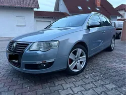 Grau Gebraucht 2009 VW Passat Highline Kombi | 3.500 €