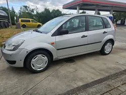 Silber Gebraucht 2004 Ford Fiesta Ambiente Kleinwagen | 1.450 € (Guter Preis)