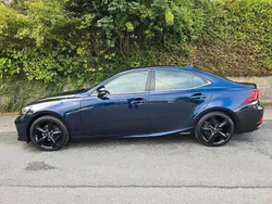 Blau Gebraucht 2017 Lexus IS300h Sport Line Limousine | 19.500 € (Guter Preis)