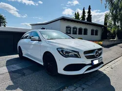 Weiß Gebraucht 2018 Mercedes CLA200 Shooting Brake AMG line Kombi | 11.990 € (Fairer Preis)