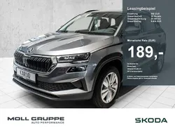 Graphitegrau metallic Neu 2025 Skoda Karoq Selection SUV | 36.880 € (Fairer Preis)