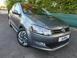 Grau Gebraucht 2011 VW Polo Comfortline Limousine | 4.790 € (Fairer Preis)