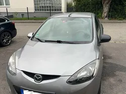 Silber Gebraucht 2009 Mazda 2 Impuls Limousine | 3.999 € (Fairer Preis)