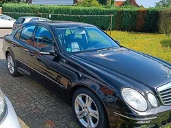 Schwarz Gebraucht 2008 Mercedes 220 Limousine | 3.999 €