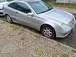 Gebraucht 2003 Mercedes C180 Kleinwagen | 2.150 €