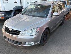 Gold Gebraucht 2011 Skoda Octavia Kombi | 1.790 € (Superpreis)