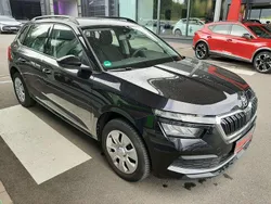 Schwarz Gebraucht 2021 Skoda Kamiq Active SUV | 15.880 € (Guter Preis)