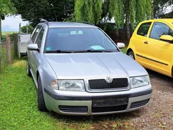 Grau Gebraucht 2008 Skoda Octavia Tour Kombi | 2.450 € (Guter Preis)