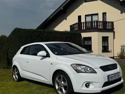 Weiß Gebraucht 2008 Kia ProCeed EX Kleinwagen | 2.399 €