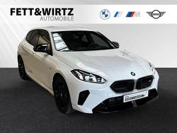 Alpinweiss Gebraucht 2024 BMW M135 Shadowline Kleinwagen | 41.690 € (Teuer)