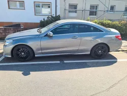 Mercedes E220