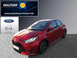 Emotional red2 Gebraucht 2022 Toyota Yaris Team Limousine | 16.479 € (Fairer Preis)