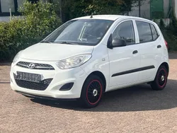 Weiß Gebraucht 2013 Hyundai i10 Edition Kleinwagen | 1.999 € (Guter Preis)