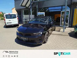 Lackierung schwarz perla nera/typ aussenverkleidung metallic perlmutt Gebraucht 2024 Opel Astra Ultimate Kombi | 26.980 € (Fairer Preis)